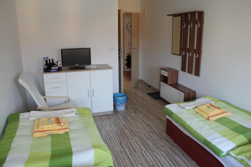 Penzion Piller Chvalín Habitación foto